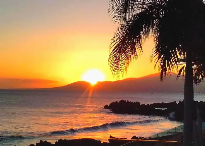Apartament Vincent, Cozy And Sunny Over The Rooftops Puerto del Carmen (Lanzarote)