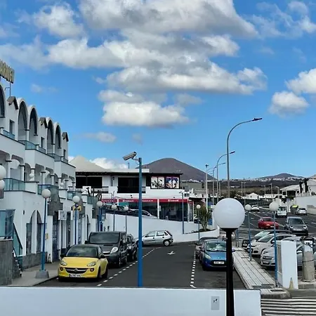 Appartement Vincent, Cozy And Sunny Over The Rooftops