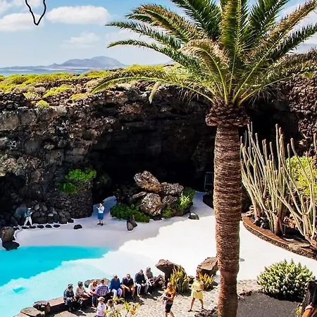 Appartement Vincent, Cozy And Sunny Over The Rooftops Puerto del Carmen (Lanzarote)