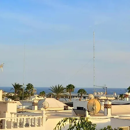 Vincent, Cozy And Sunny Over The Rooftops Appartement Puerto del Carmen (Lanzarote)